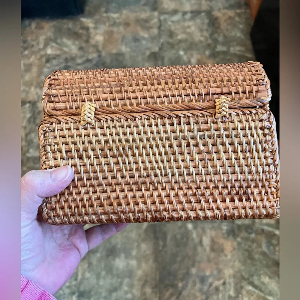 Mini envelope rattan crossbody bag snap closure leather strap linen interior